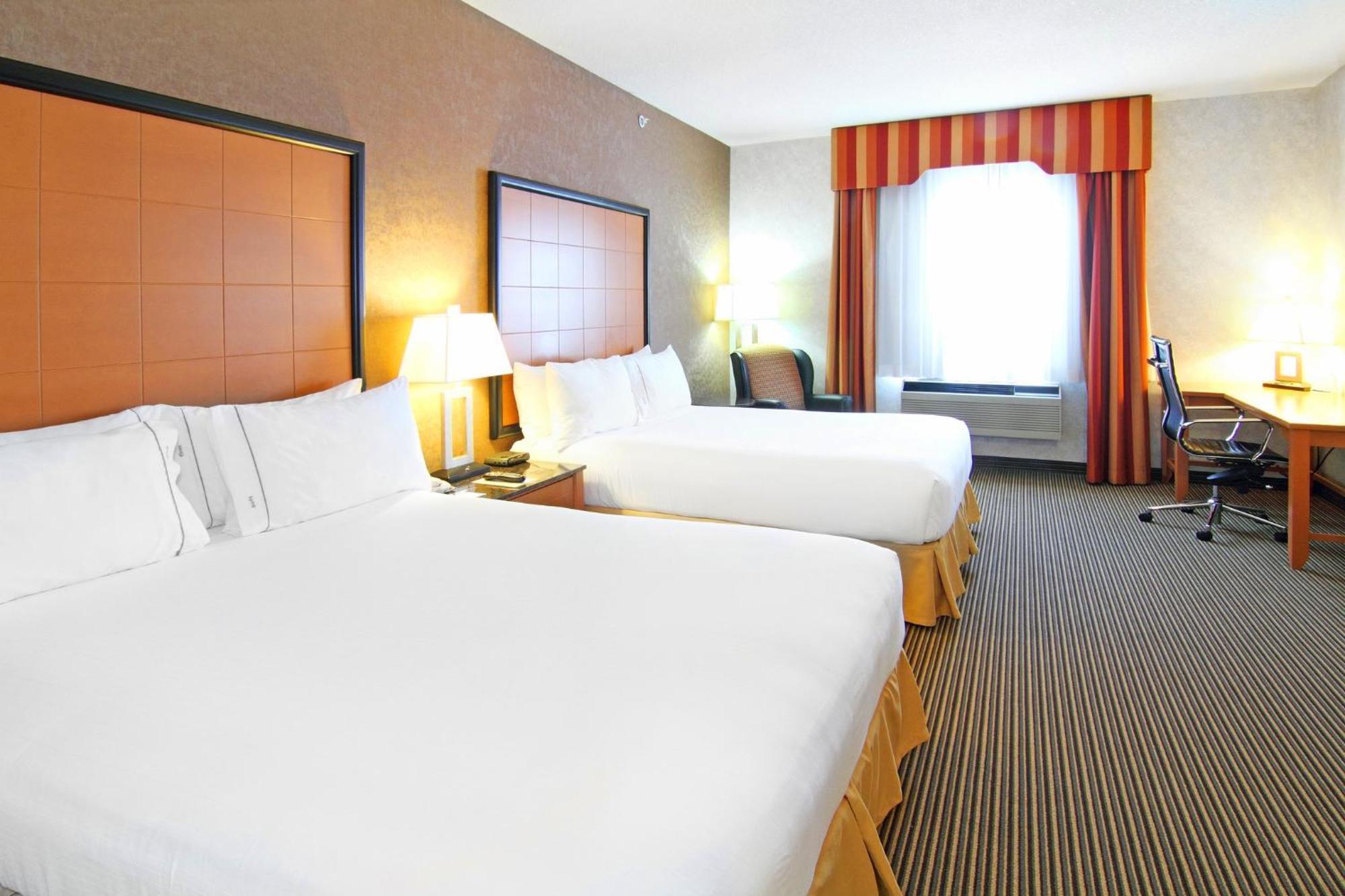 Holiday Inn Express Calgary South By Ihg Экстерьер фото