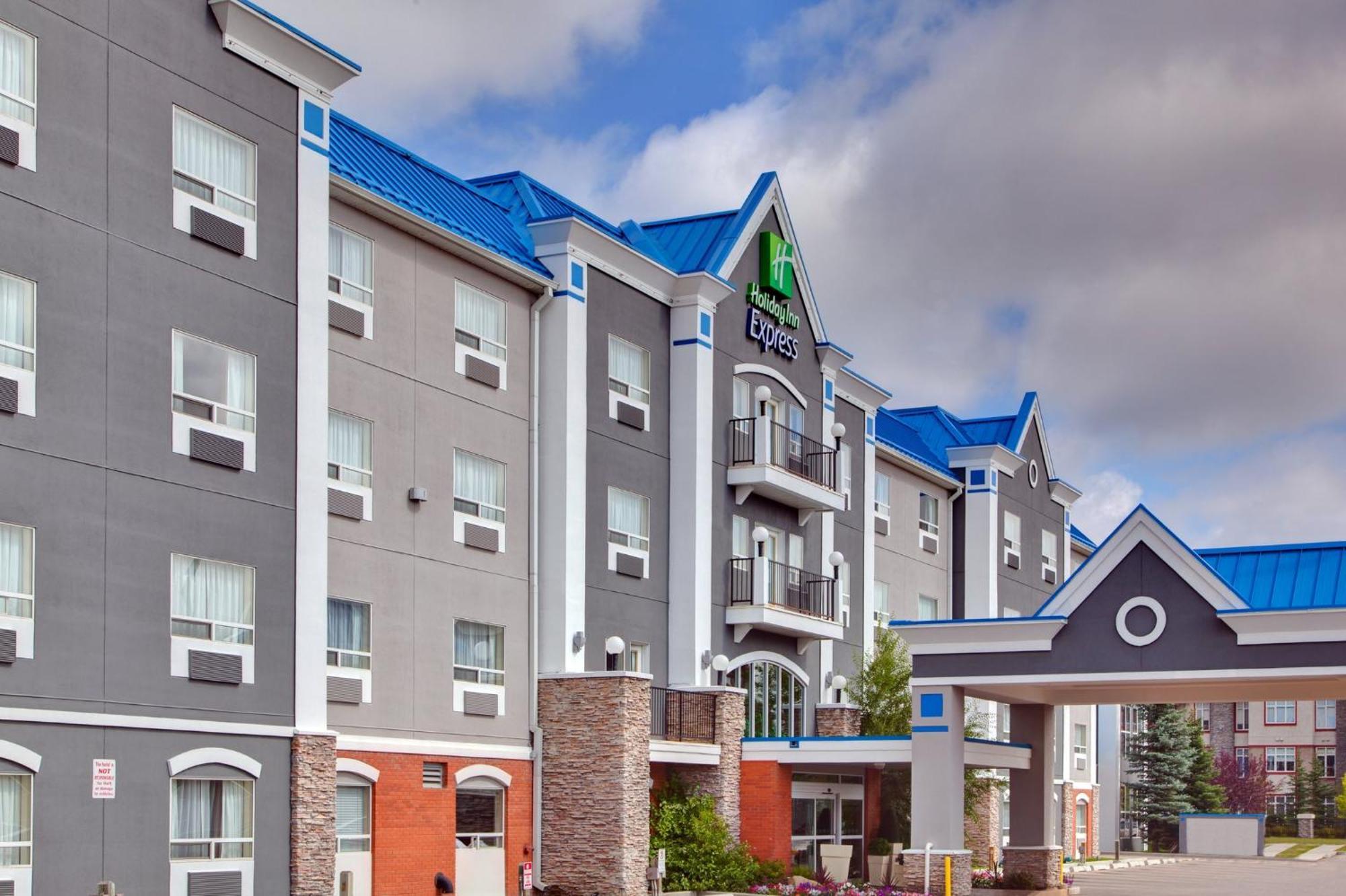 Holiday Inn Express Calgary South By Ihg Экстерьер фото