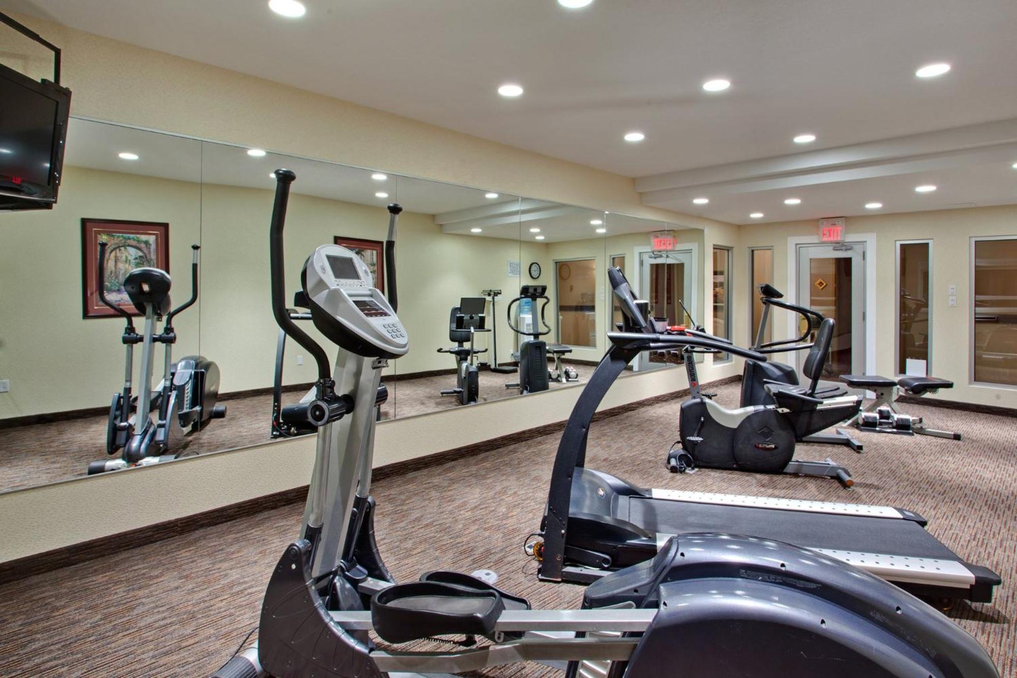 Holiday Inn Express Calgary South By Ihg Экстерьер фото